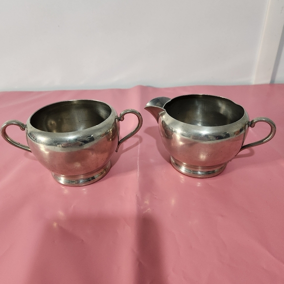 Vintage Pewter Creamer and Sugar Bowl Set - Picture 1 of 4